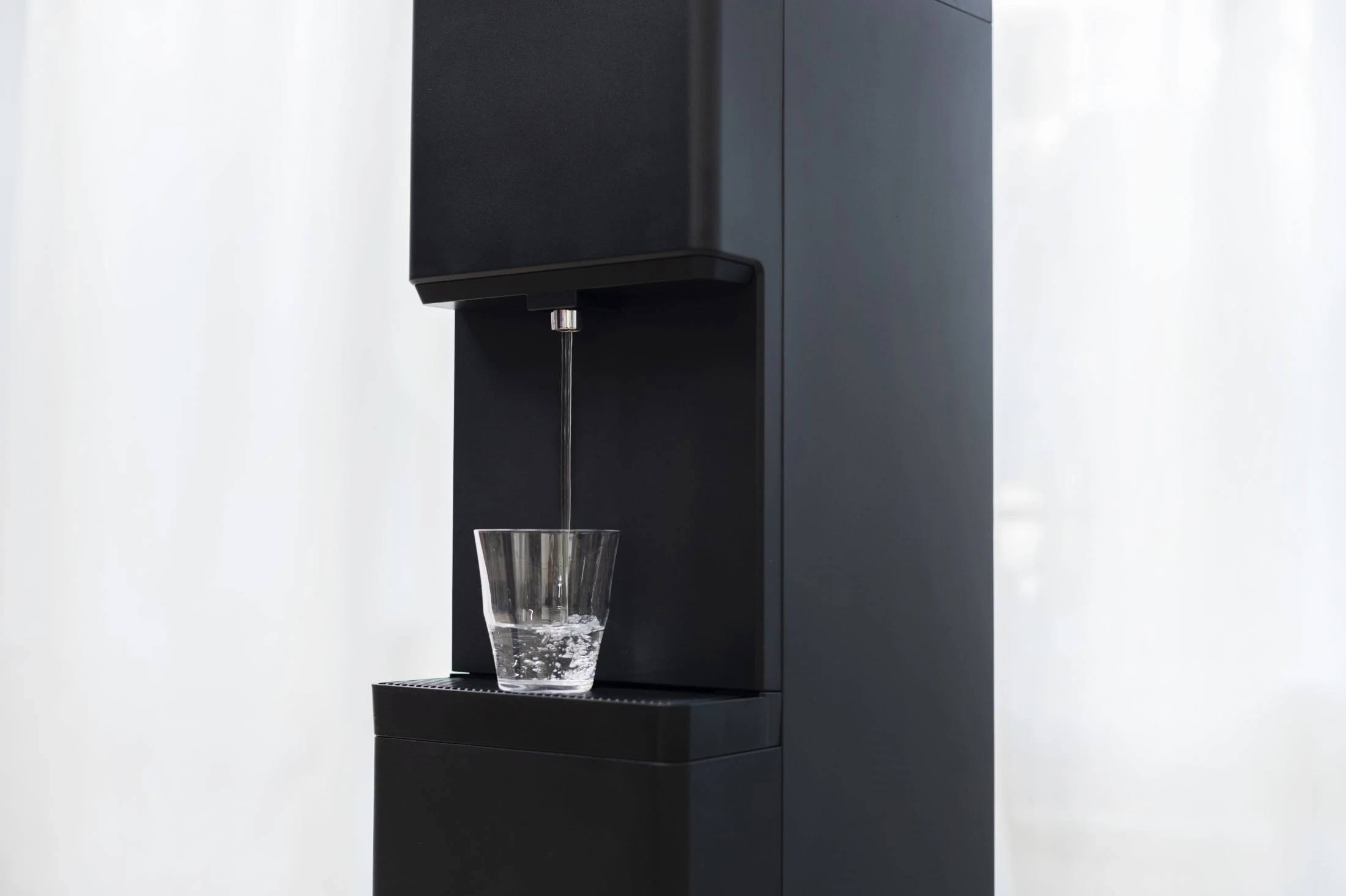 ウォーターサーバー いま「浄水型」がトレンドってホント！？ - しずく